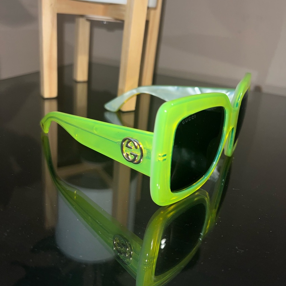 💚Gucci Yellow Neon Green Pearl Fluorescent Lime Geometric Oversize Sunglasses